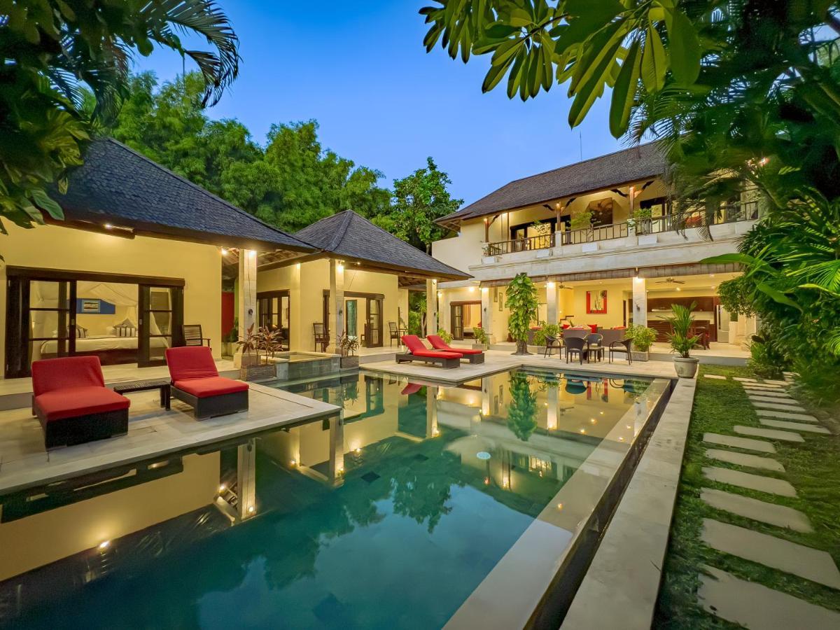 Villa Bugis Abimanyu Seminyak Bagian luar foto