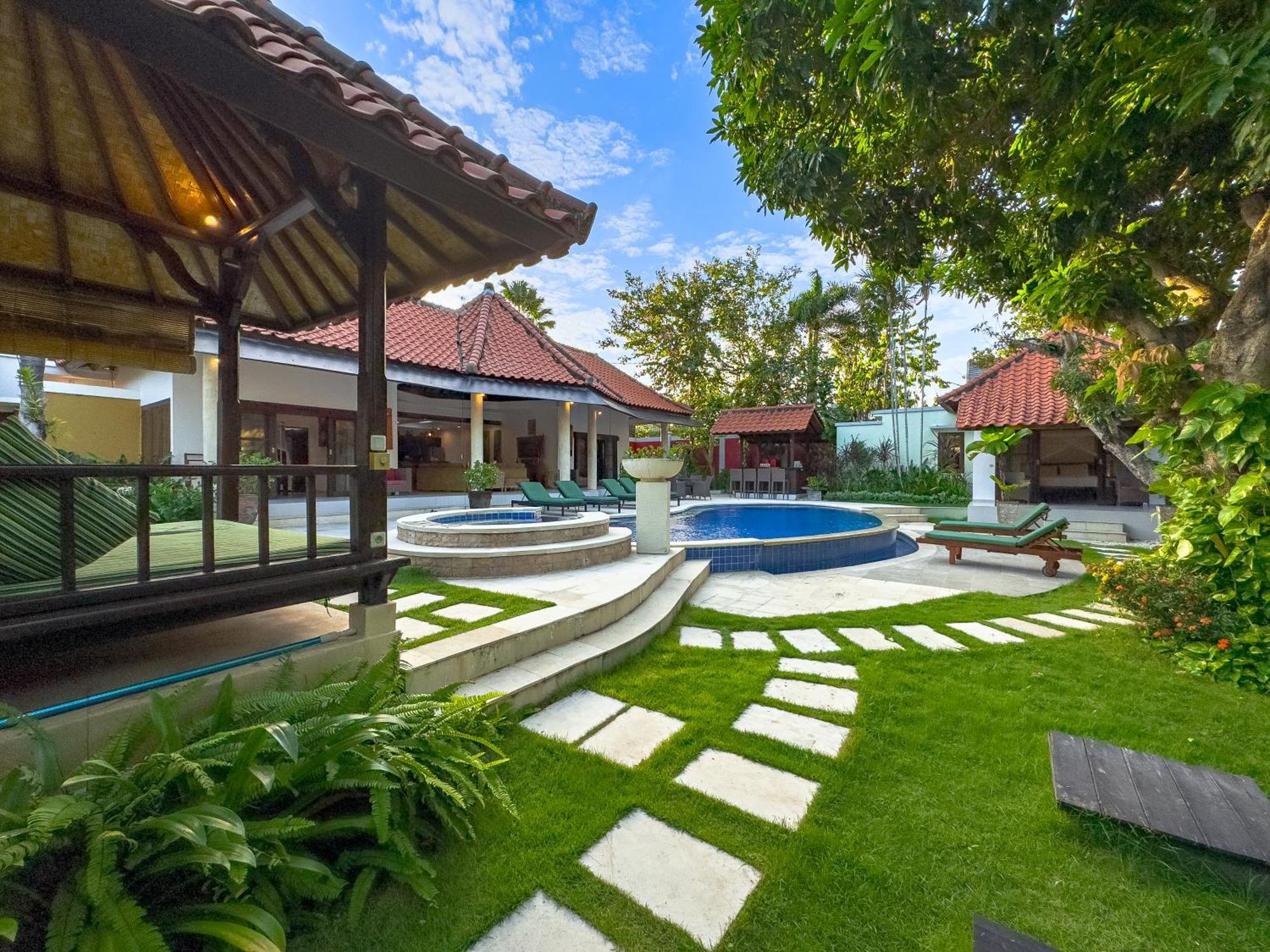 Villa Bugis Abimanyu Seminyak Ruang foto